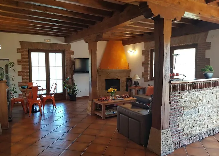 Herberg La Fabula 3*