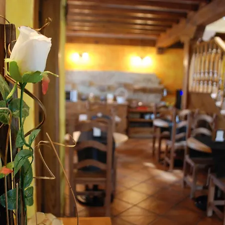 La Fabula Inn