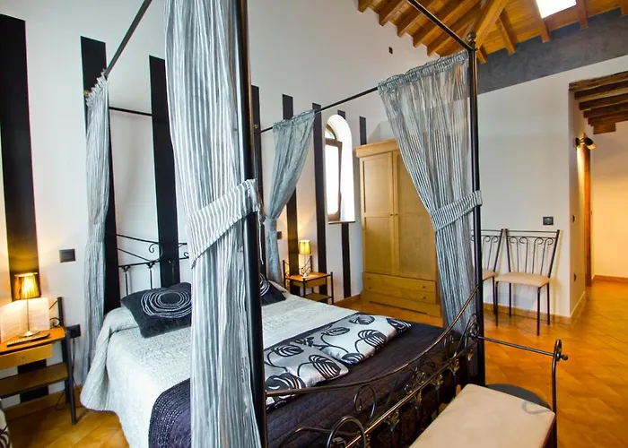 La Fabula Värdshus 3*